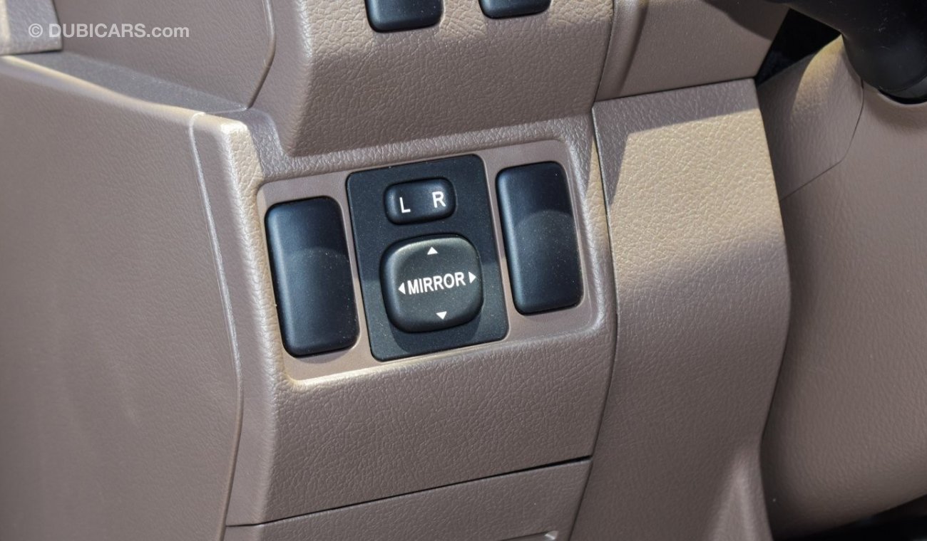 Toyota Land Cruiser 70 Land Cruiser Hard Top 71