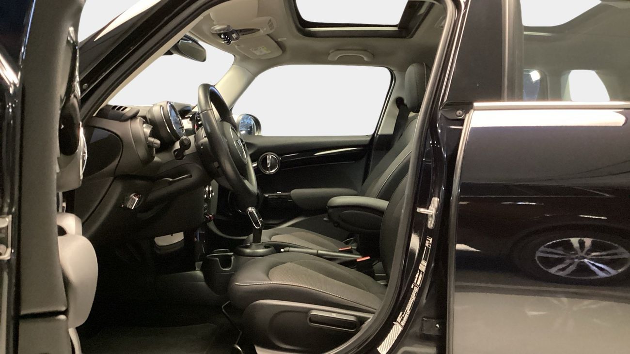 ميني كوبر Cooper | upto AED 20,000 Ramadan Discount | شامل الضمان | 0 ﺪﻔﻋﺓ ﺃﻮﻟﻯ