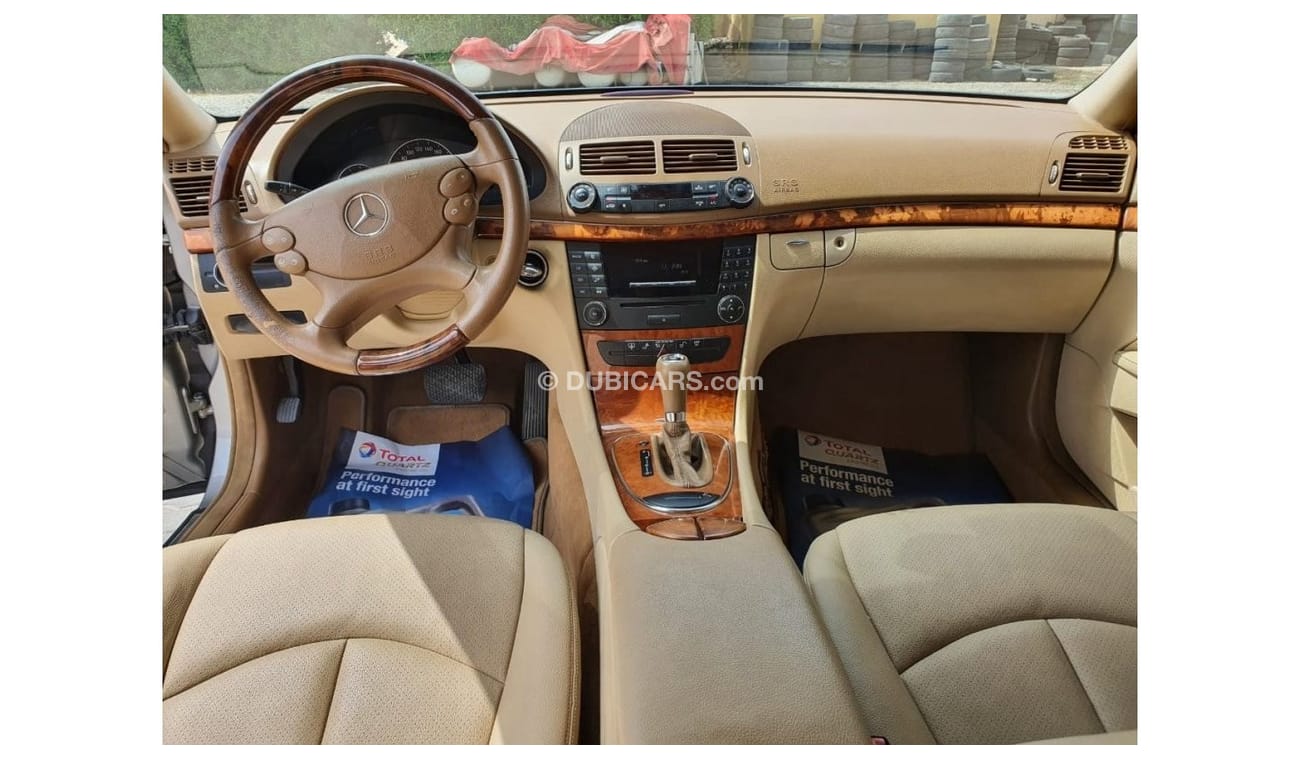 Mercedes-Benz E 280 Mercedes E280 2008 fully original paint full service history till 136000 km very clean