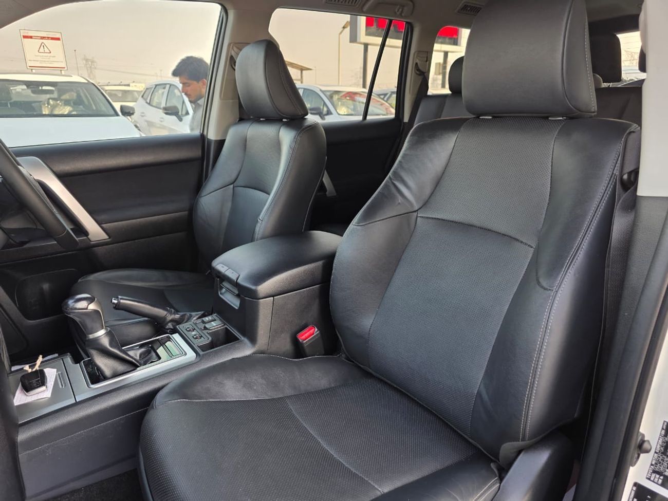 Toyota Prado diesel 2.8 liter automatic gear with back camera leather power seats