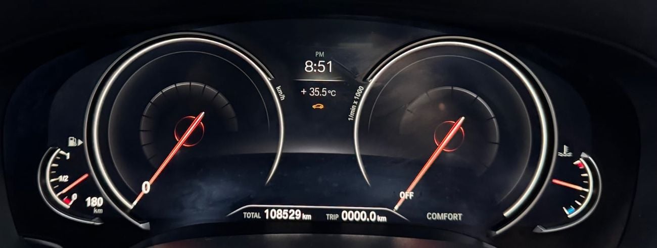 بي أم دبليو 530i Luxury M Sport Package 2.0L