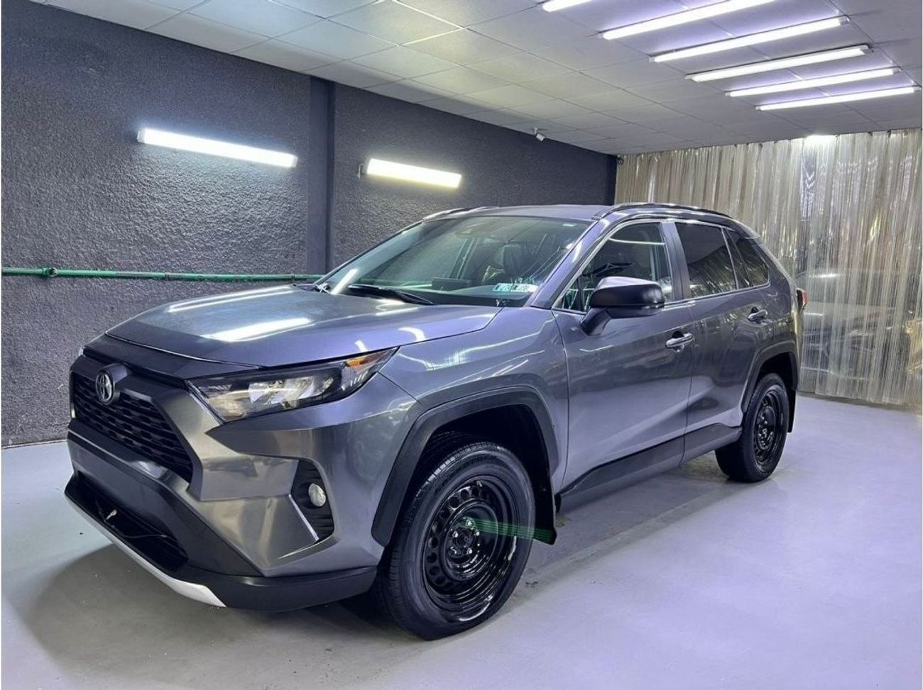 Toyota RAV4 LE Perfect inside and out