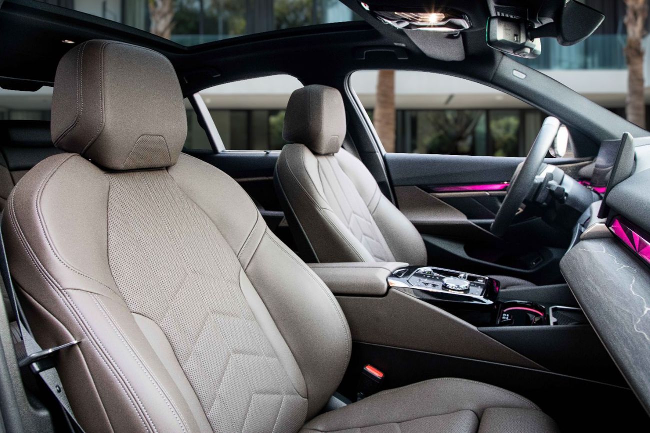 BMW 520i 520i M Sport | 5,092 P.M  | 0% Downpayment | Agency Warranty!