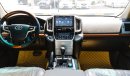 Toyota Land Cruiser VXR V8 Face lift 2020