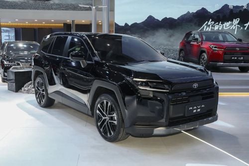 Toyota RAV4 RAV4 4WD 2.5L HEV FLAGSHIP 2026