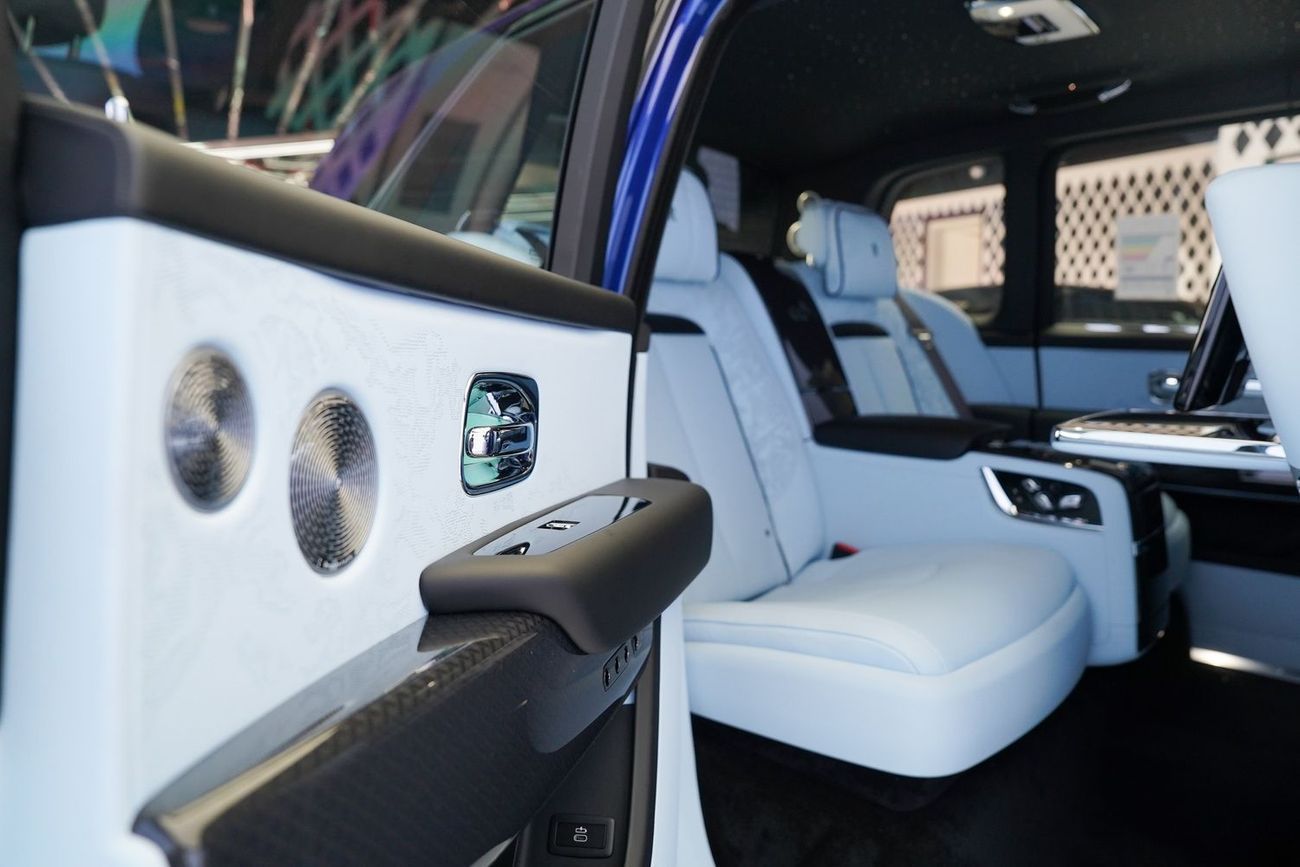 رولز رويس كولينان BLACK BADGE