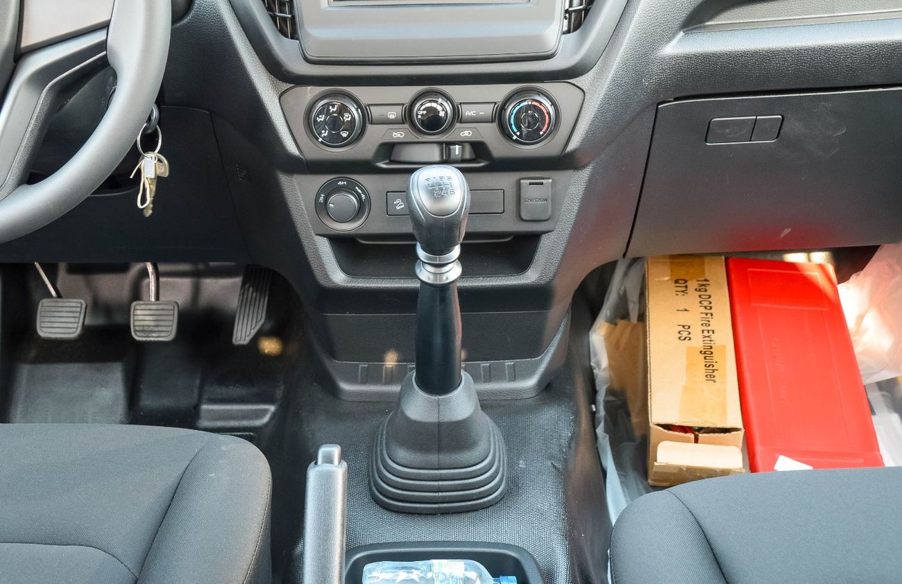 إيسوزو D ماكس ISUZU D-MAX RG CREW 1.9L DIESEL MT 4WD PICKUP 2026