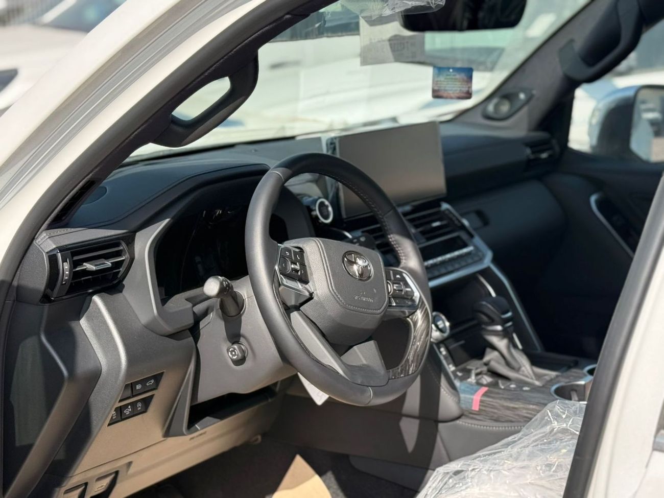 تويوتا لاند كروزر TOYOTA LAND CRUISER VXR 3.5 2026