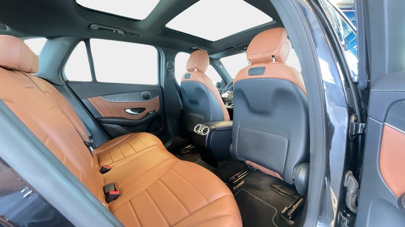 مرسيدس بنز GLC 200 Premium | شامل الضمان | 0 ﺪﻔﻋﺓ ﺃﻮﻟﻯ