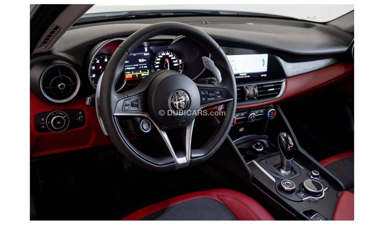 ألفا روميو جوليا 2018 Alfa Romeo Giulia Super