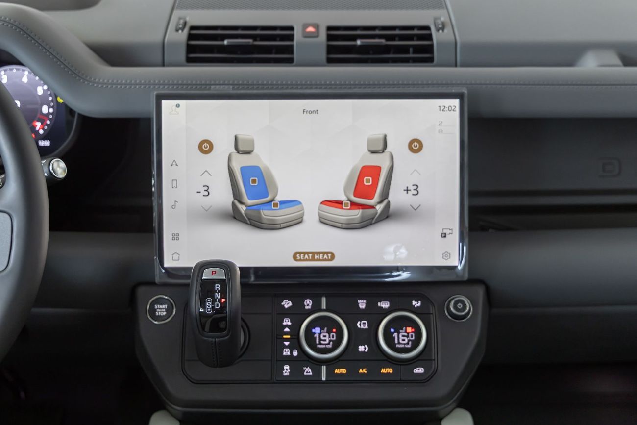 لاند روفر ديفندر Land Rover Defender X-Dynamic HSE P400 | GCC | 2026 (Export)