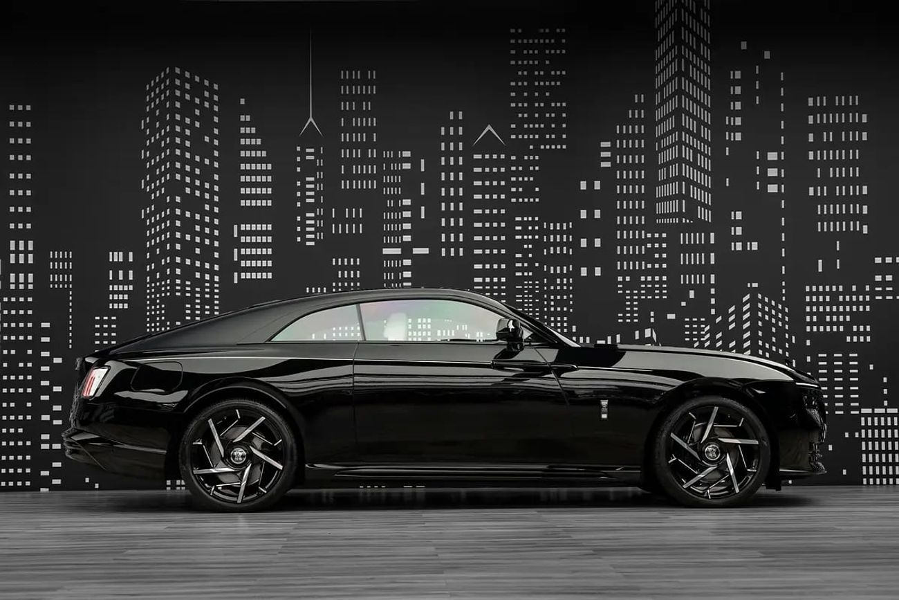 Rolls Royce Spectre STD ROLLS ROYCE | SPECTRE BLACK BADGE | GCC SPECS DEALER WARRANTY + SERVICE CONTRACT