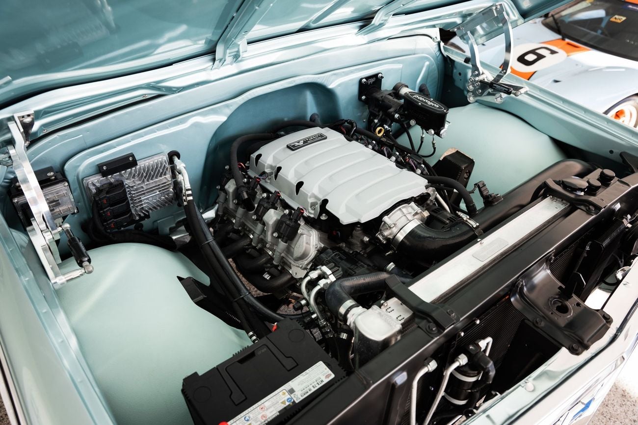 شيفروليه بليزر K5 Velocity Restorations LT1 10 Speed Pro Touring Restomod