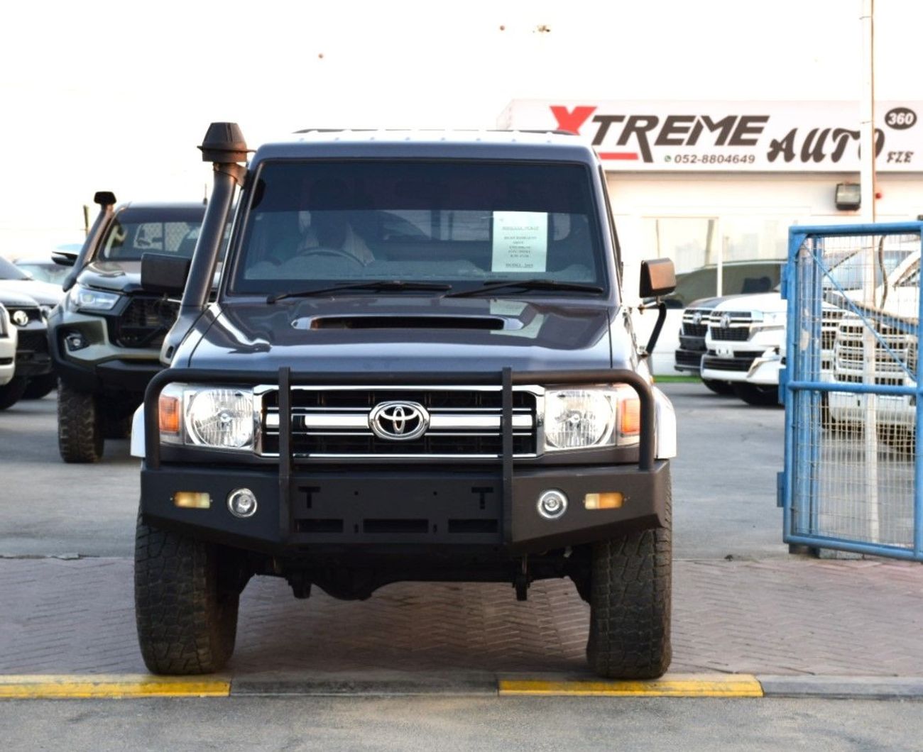 Toyota Land Cruiser Pick Up