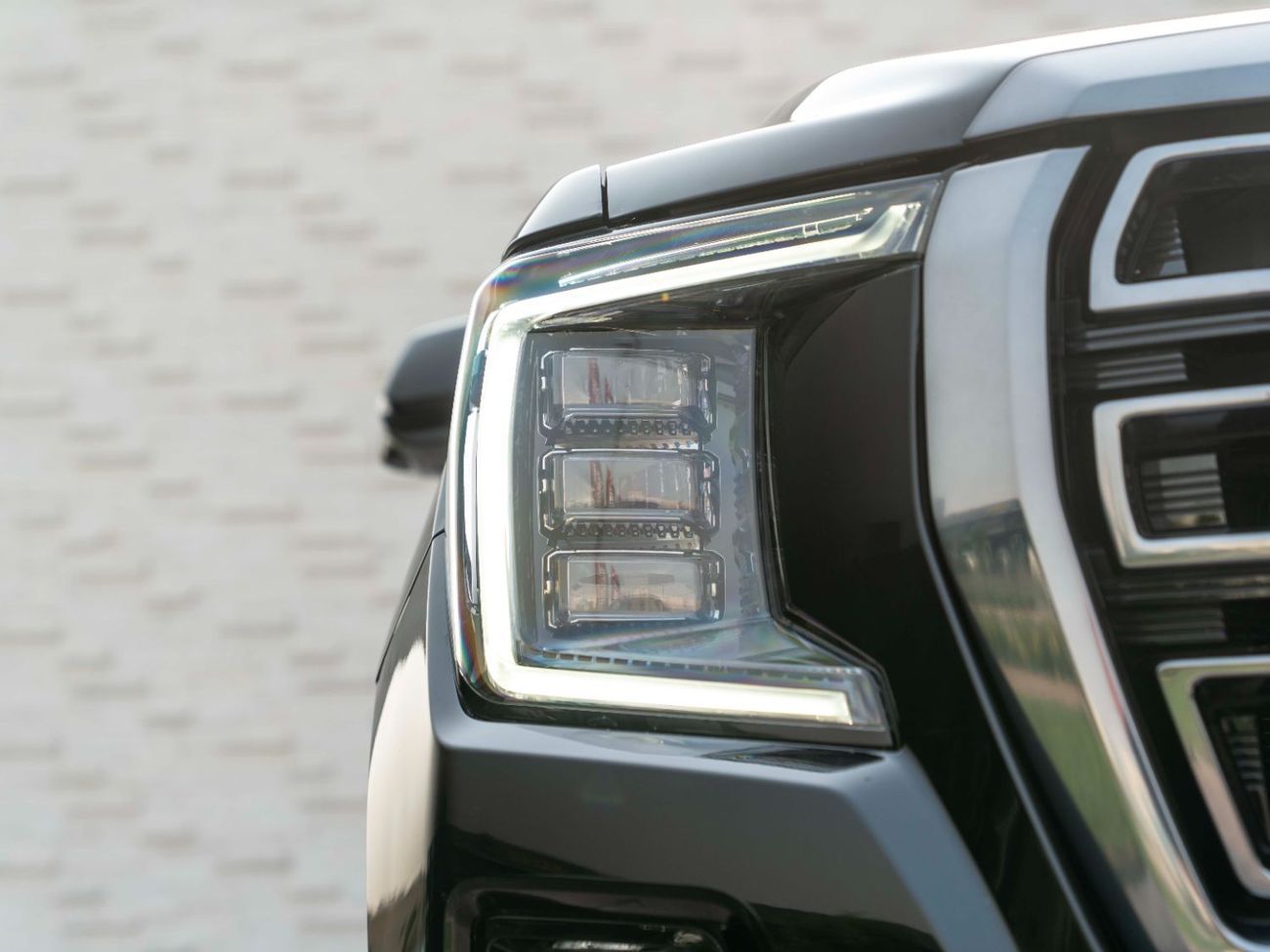 جي أم سي يوكون 5.3 V8 AT4 (AWD)