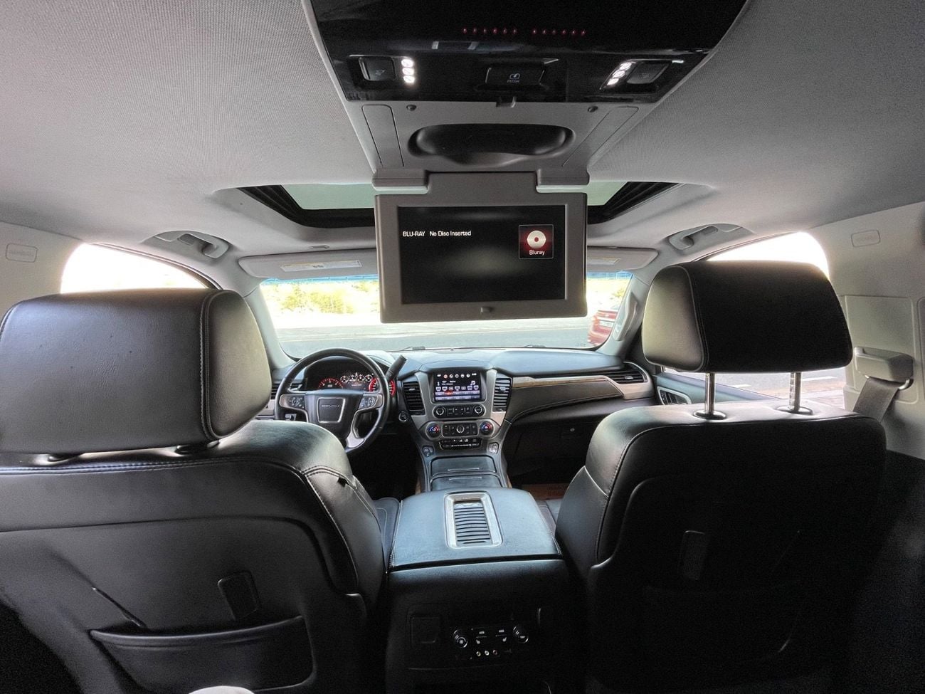 جي أم سي يوكون Denali 6.2L (8 Seater)