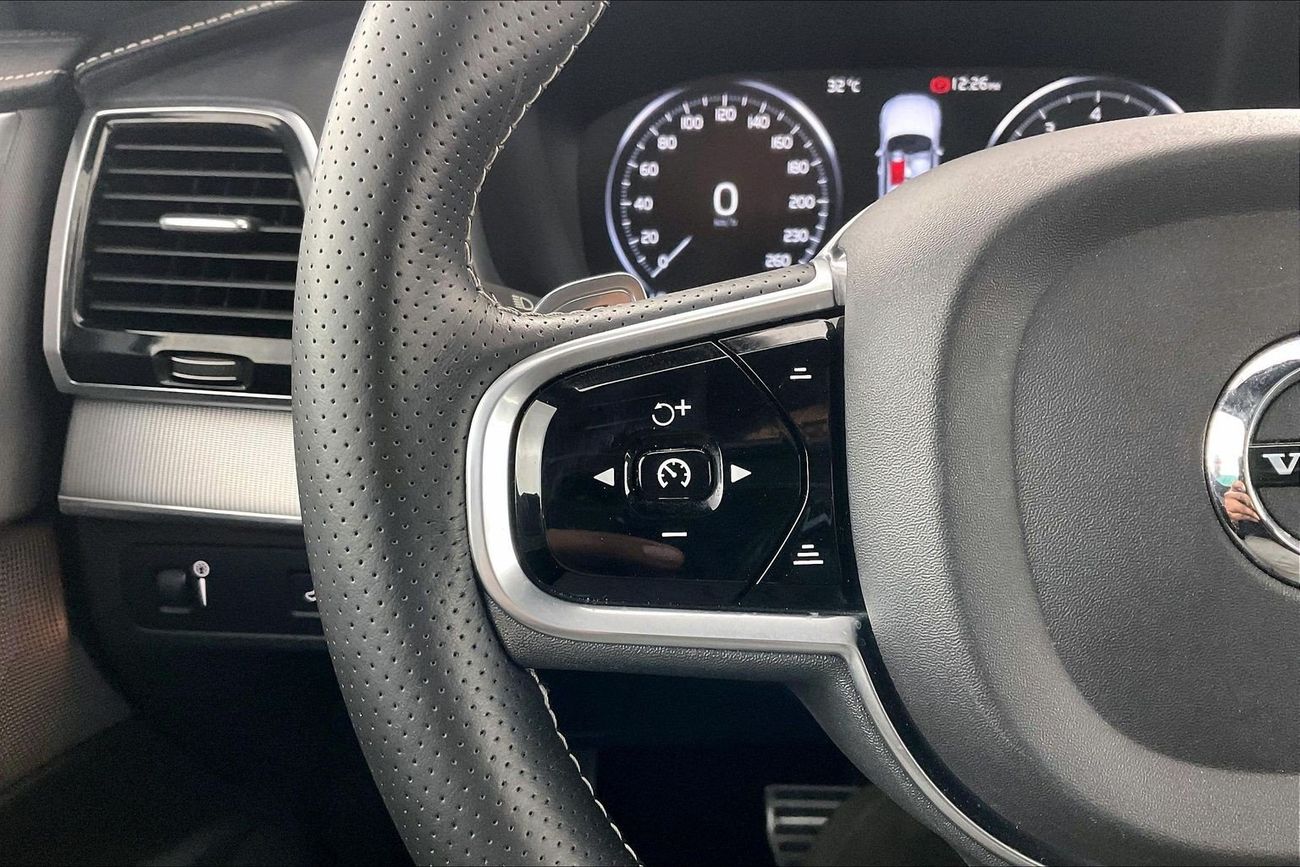 فولفو XC 90 T6 R Design | National Day Celebration | شامل الضمان | 0 ﺪﻔﻋﺓ ﺃﻮﻟﻯ