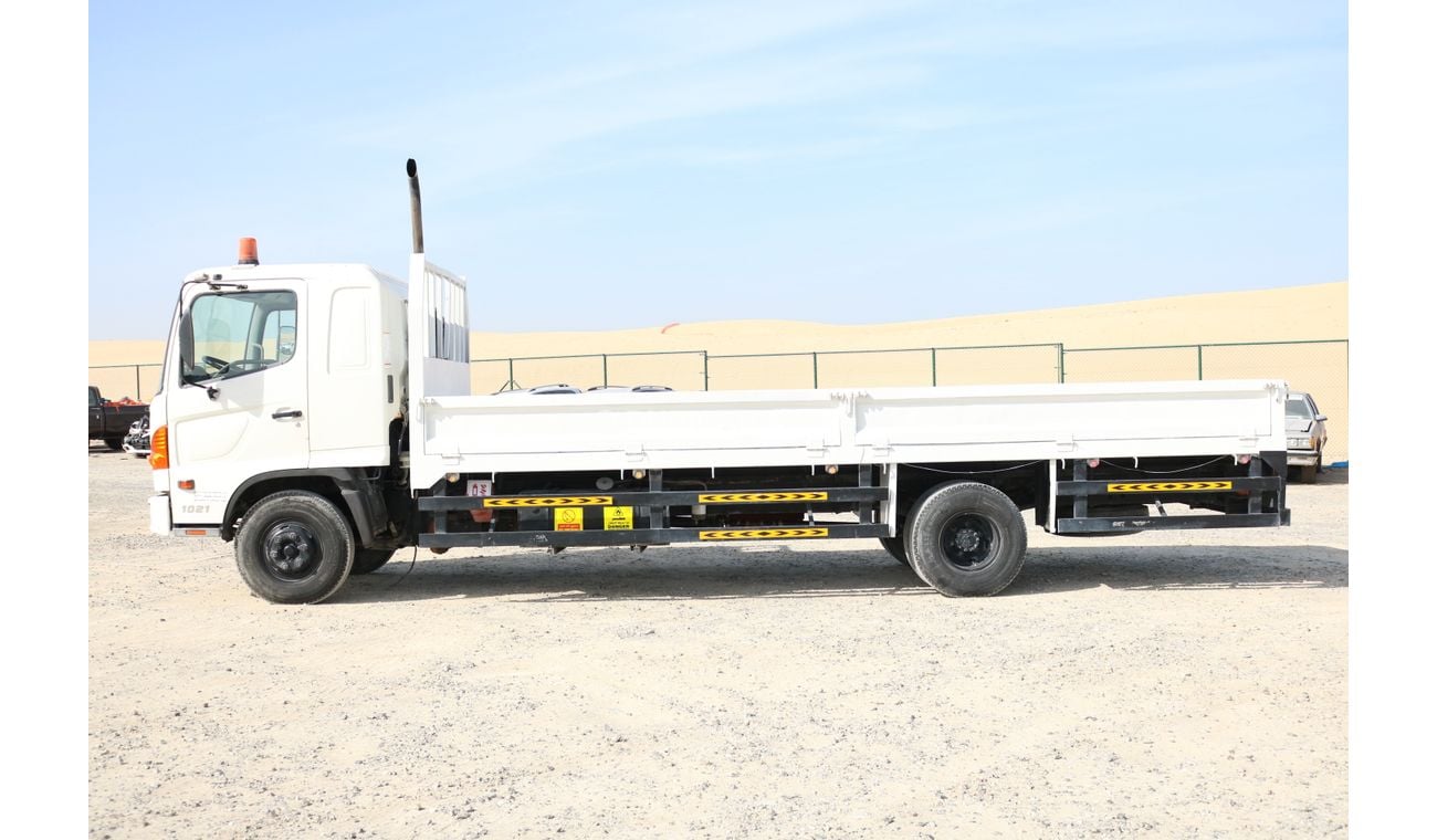 هينو 500 1021 SERIES 7 TON TRUCK