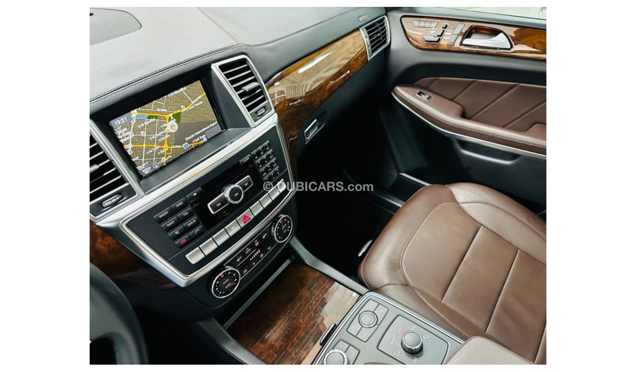 Mercedes-Benz GL 500 Std GCC .. FSH .. Original Paint … Top Range … Perfect Condition