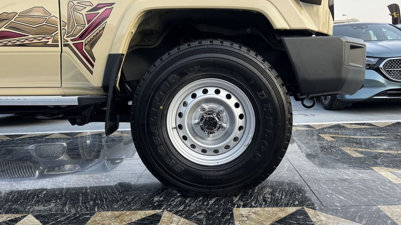 تويوتا لاند كروزر بيك آب SC 4.0L