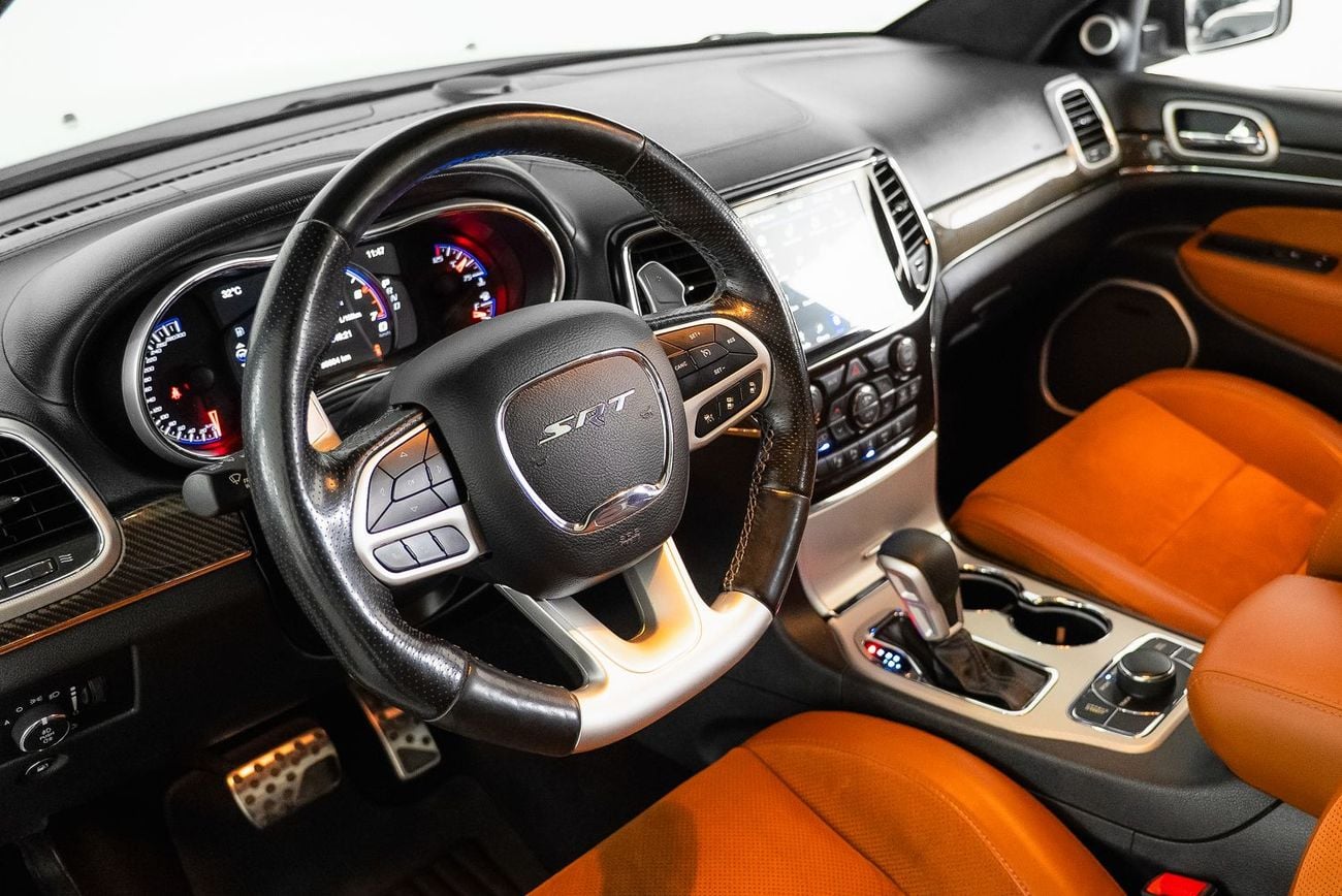 جيب جراند شيروكي SRT 6.4L