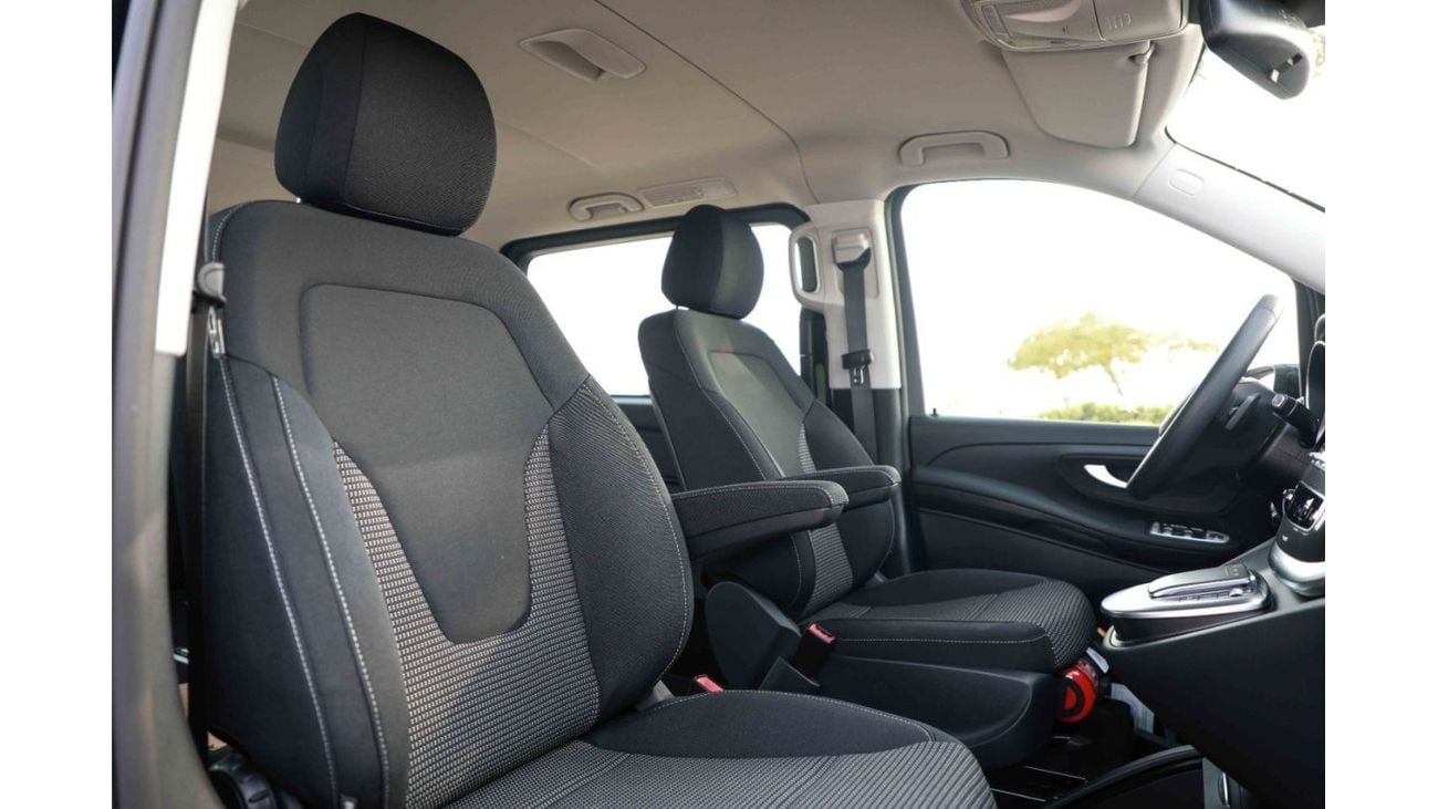 مرسيدس بنز V 250 2024 MBZ V250 2.0 4X2 VCLASS - أسود سبج ME داخل أسود | تصدير فقط