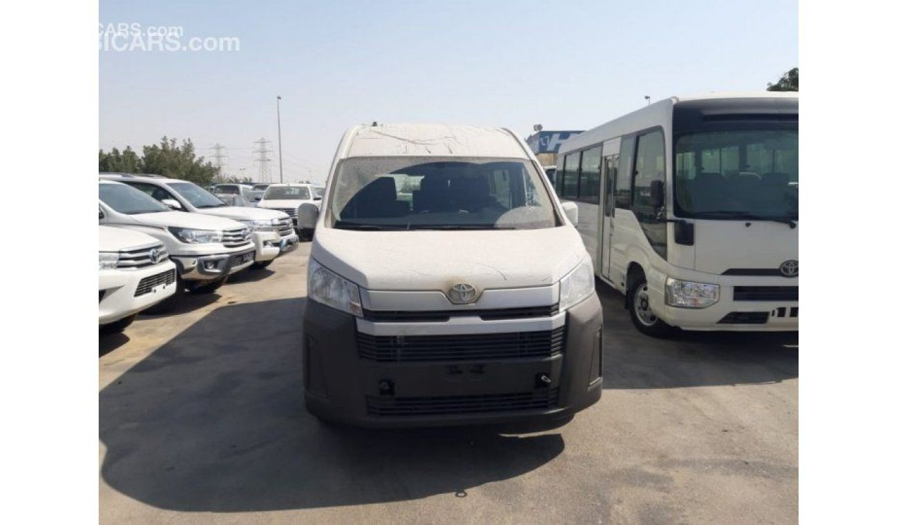 Toyota Hiace 13 seats