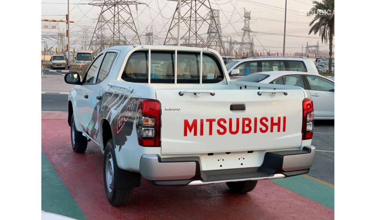 ميتسوبيشي L200 Mitsubishi L200 Pick Up A/T 2.4L V4 Diesel 2022 Model Silver Color