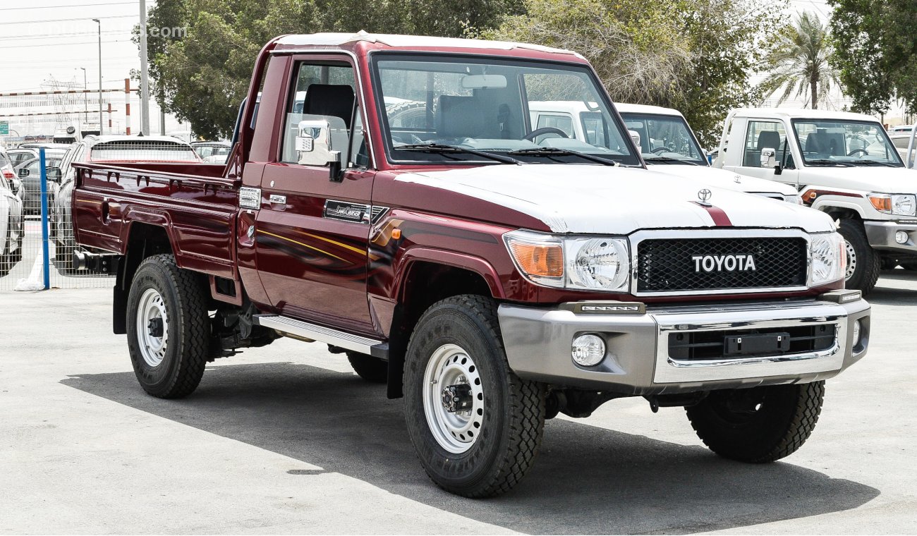 Toyota Land Cruiser Pick Up 4.0L V6 Petrol