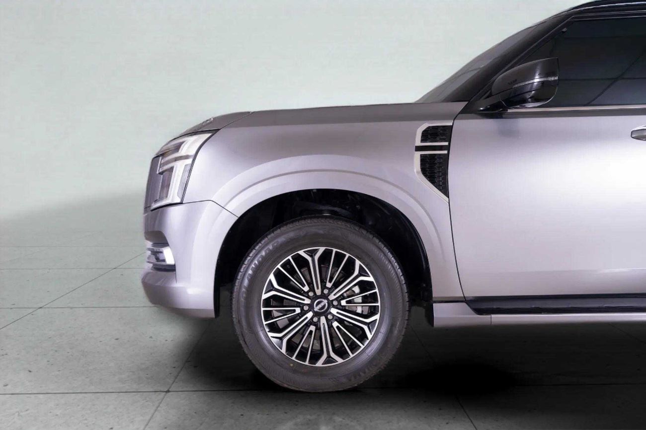 Nissan Patrol LE Platinum City 5.6L LE PLATINUM CITY 3.8