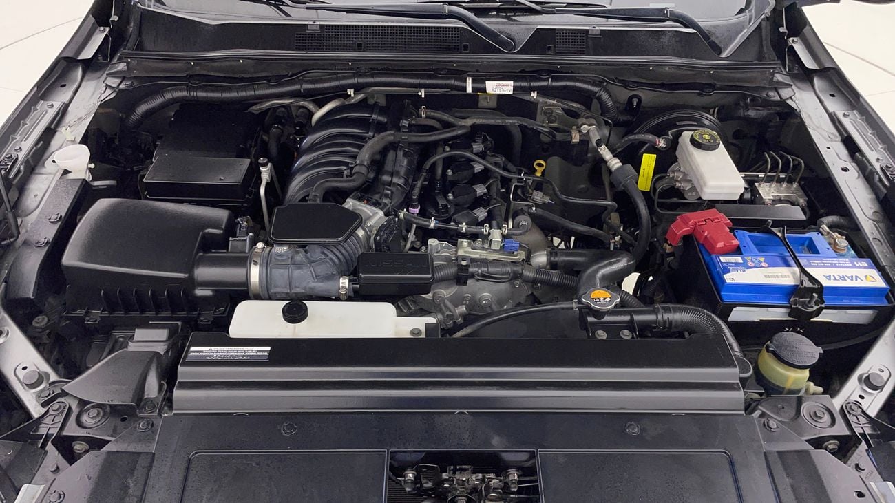 نيسان إكستيرا PLATINUM 2.5 | بدون دفعة مقدمة | اختبار القيادة في المنزل