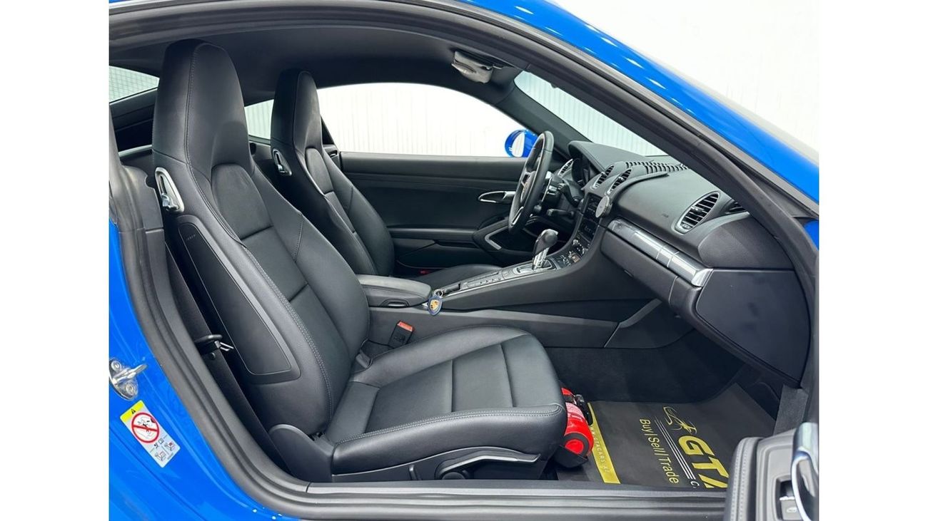 Porsche 718 Cayman 2023 Porsche 718 Cayman, 03 Aug 2025 Porsche Warranty, Full Porsche Service History, GCC