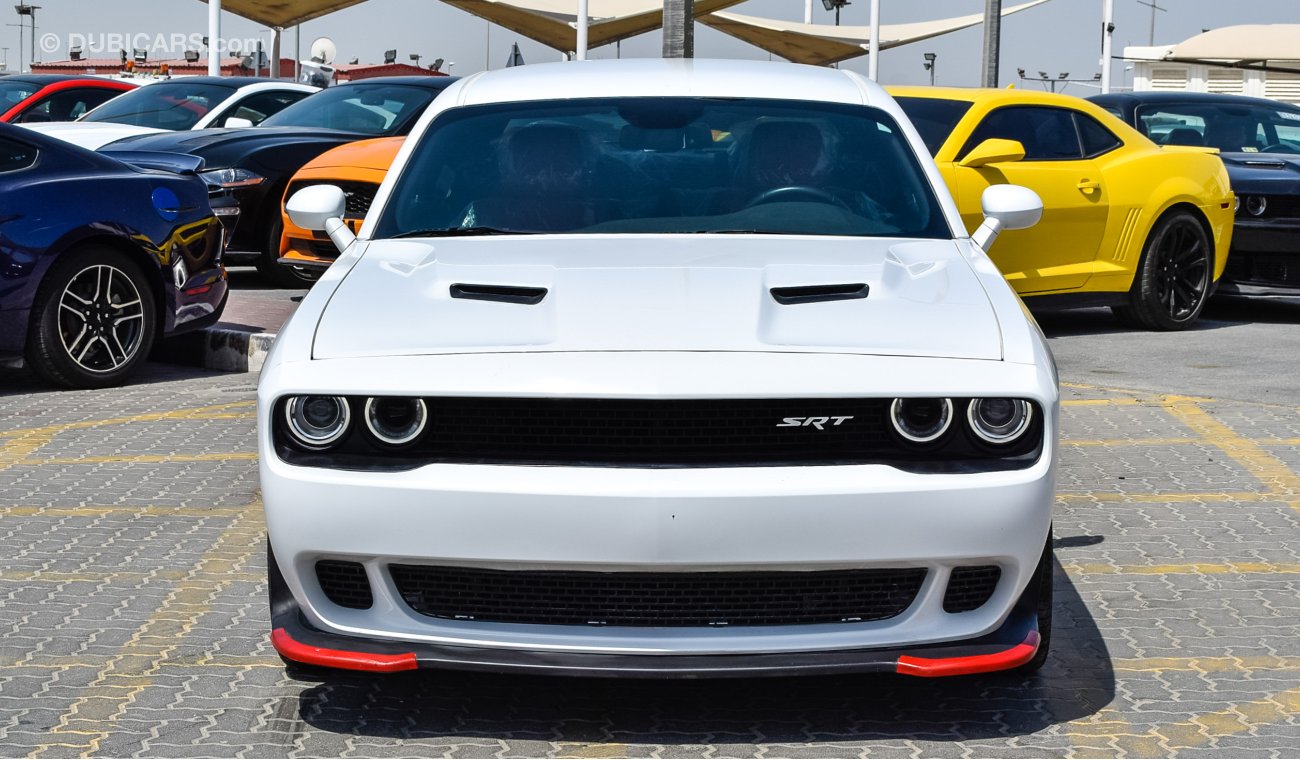 دودج تشالينجر SXT With SRT Kit