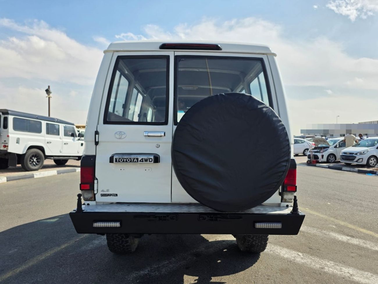 Toyota Land Cruiser TOYOTA LAND CRUISER HARDTOP SUV RHD 1999 MODEL 4.2 L DIESEL MANUAL(PM00008)