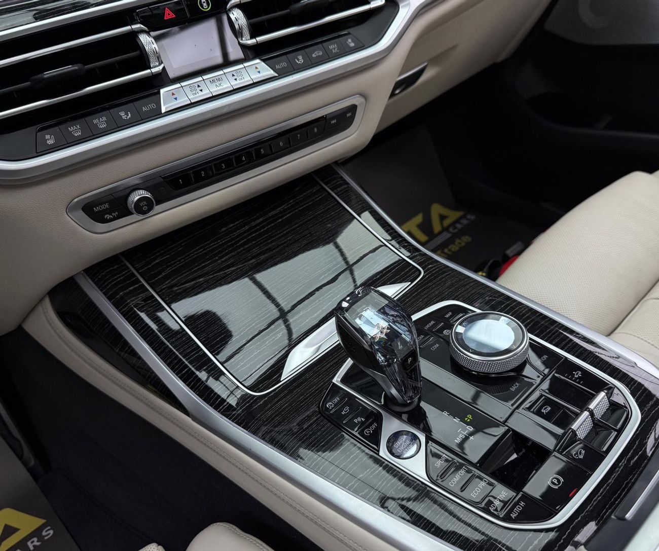 بي أم دبليو X7 2022 BMW X7 xDrive40i M-Sport, 2026 BMW Warranty + Service Pack, Full BMW Service History, GCC