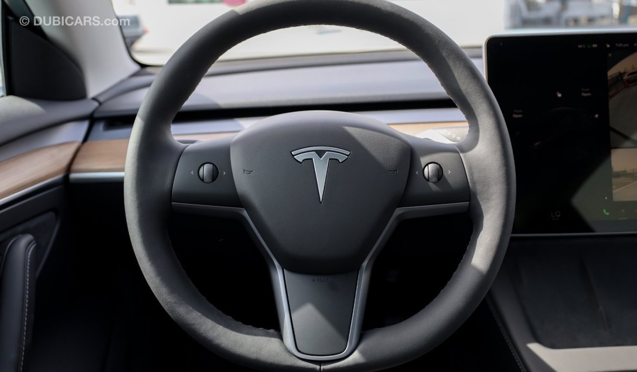 Tesla Model 3 SUV , 2022 , 0Km , (ONLY FOR EXPORT)