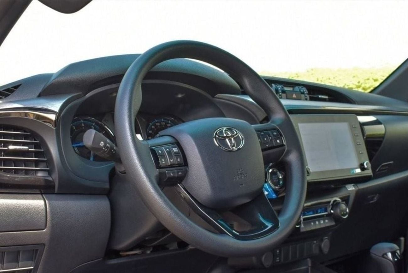 تويوتا هيلوكس ADVENTURE TOYOTA HILUX ADVENTURE 4.0 PETROL