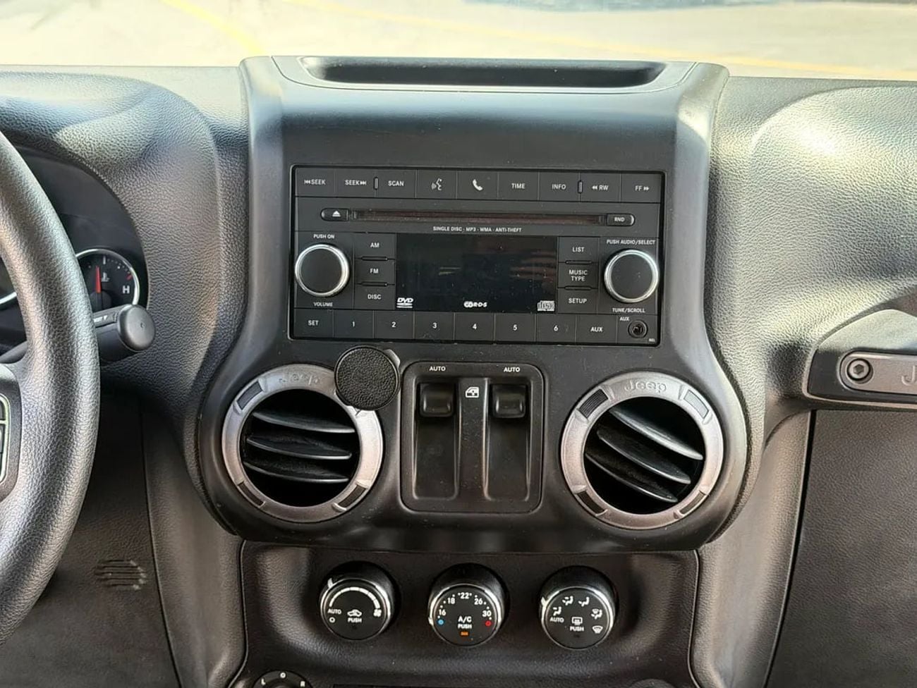 جيب رانجلر سبورت Manual | GCC Specs
