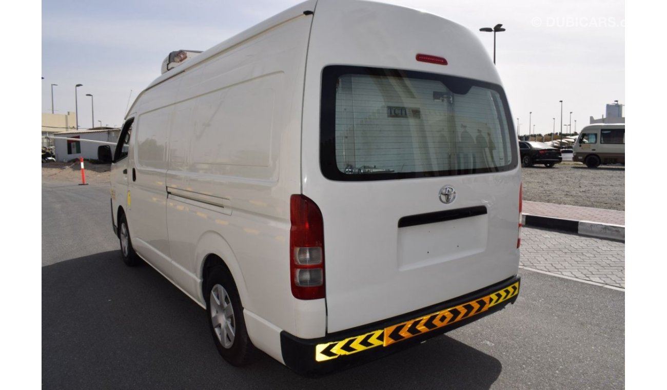 Toyota Hiace GL - High Roof LWB Toyota Hiace Highroof Thermoking Freezer Van, Model:2016. Excellent condition