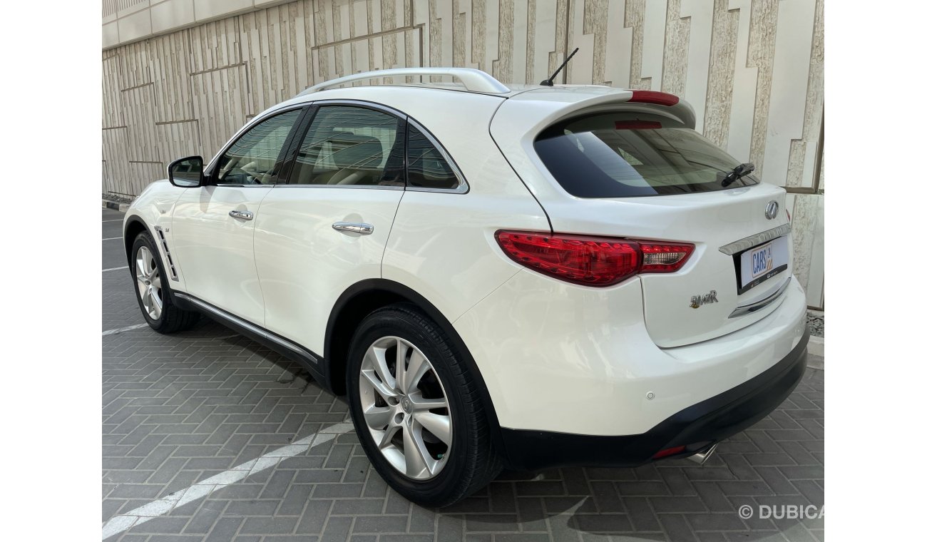 Infiniti QX70 LUXURY 3.7L | GCC | EXCELLENT CONDITION | FREE 2 YEAR WARRANTY | FREE REGISTRATION | 1 YEAR FREE INS