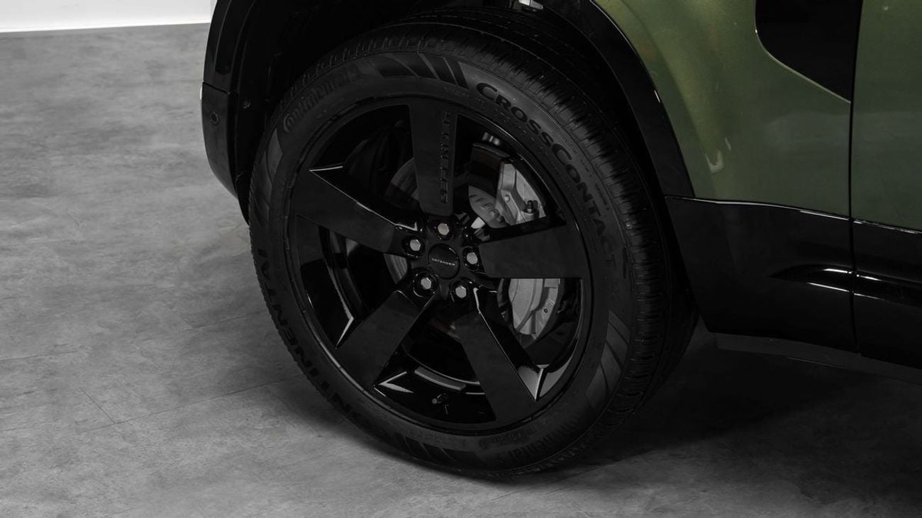 Land Rover Defender X-Dynamic HSE P400e - 2026 - Euro Specs