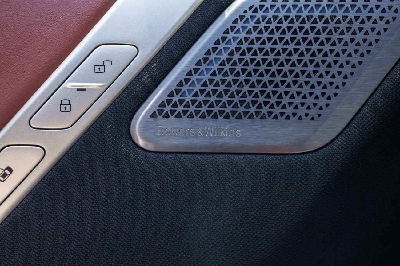 بي أم دبليو iX xDrive50