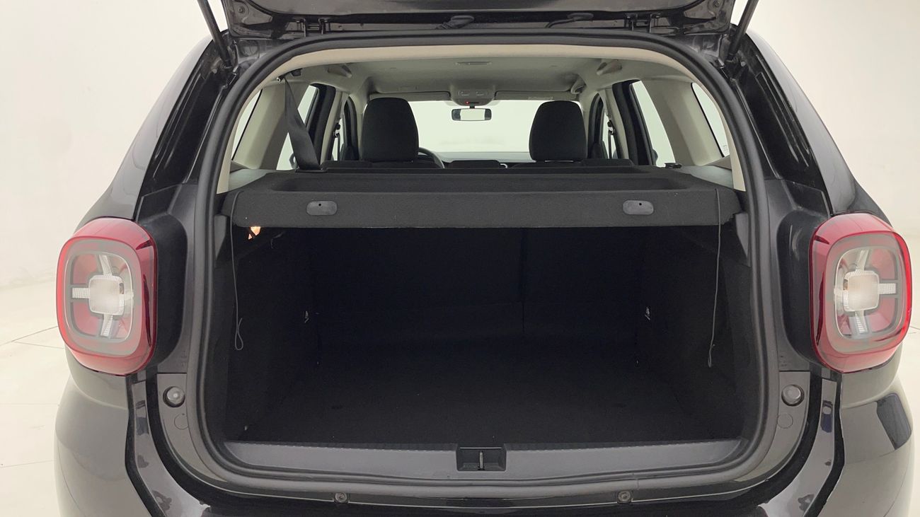 Renault Duster LE 1.6 | Zero Down Payment | Home Test Drive