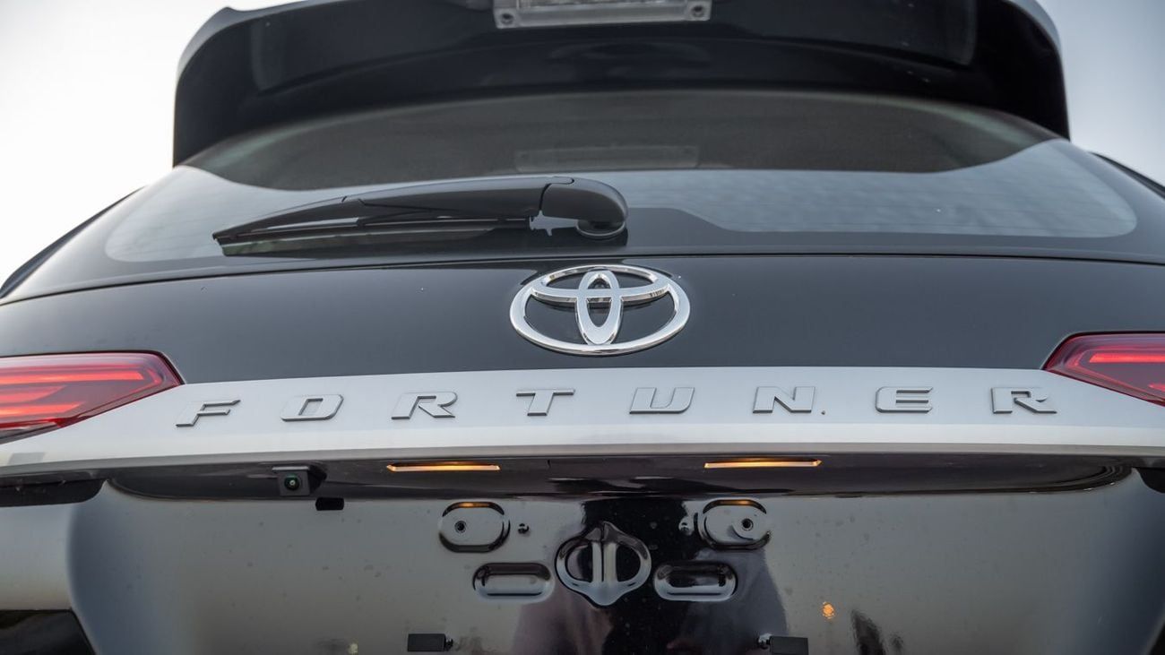تويوتا فورتونر GXR TOYOTA FORTUNER 4.0 HIGH 2026YM