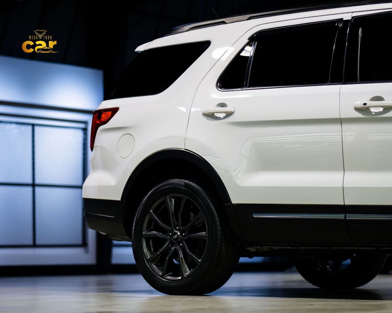 فورد إكسبلورر XLT 200A 2.3L 4WD