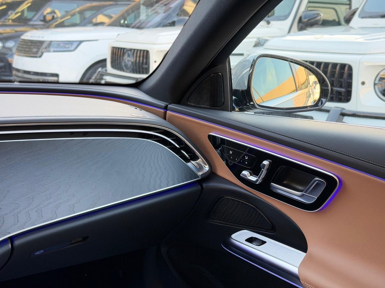 Mercedes-Benz E200 2.0L