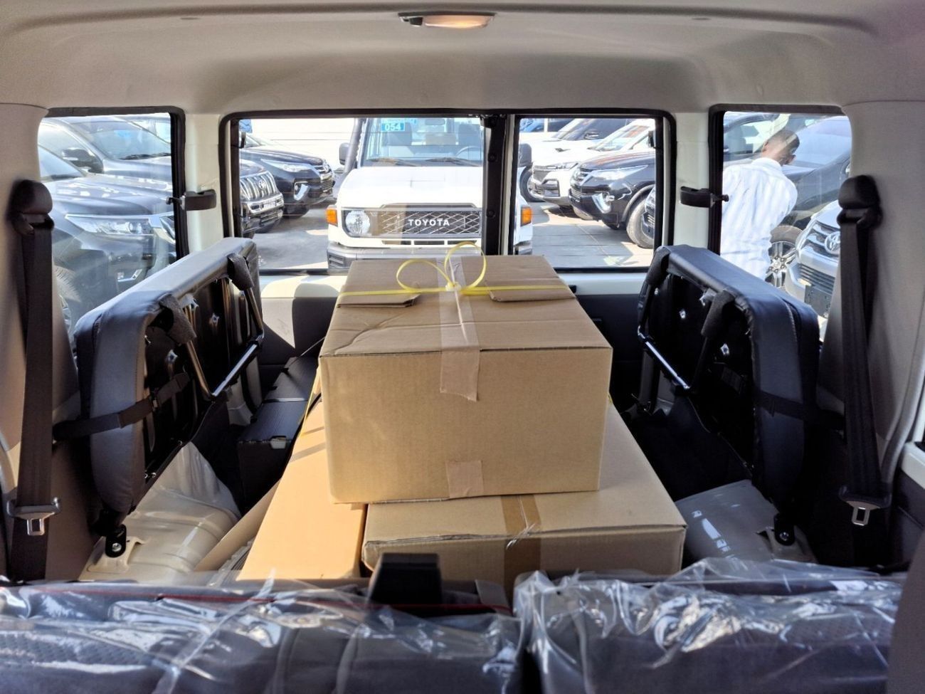 Toyota Land Cruiser 70 5 Door With Diff Lock 4.2L 2025 Diesel (Export Only)