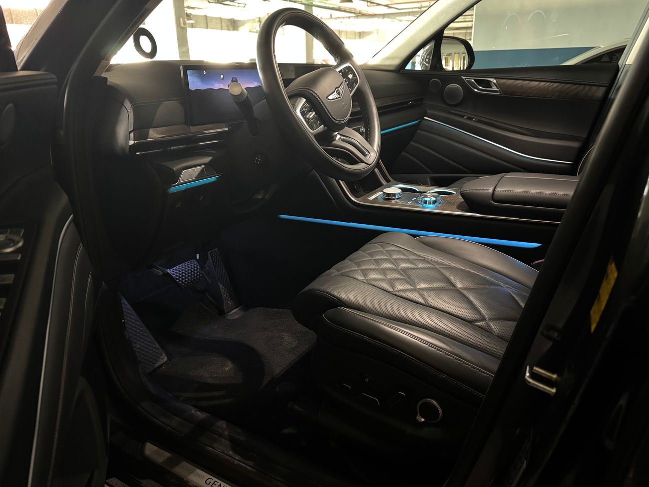 جينيسس GV80 royal