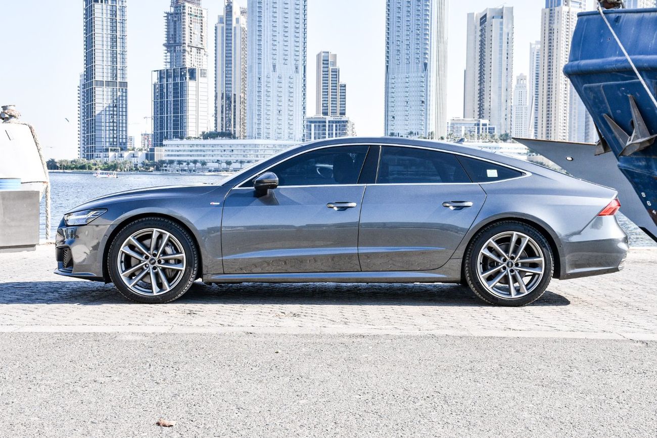 Audi A7 55 TFSI quattro S-Line 3.0L