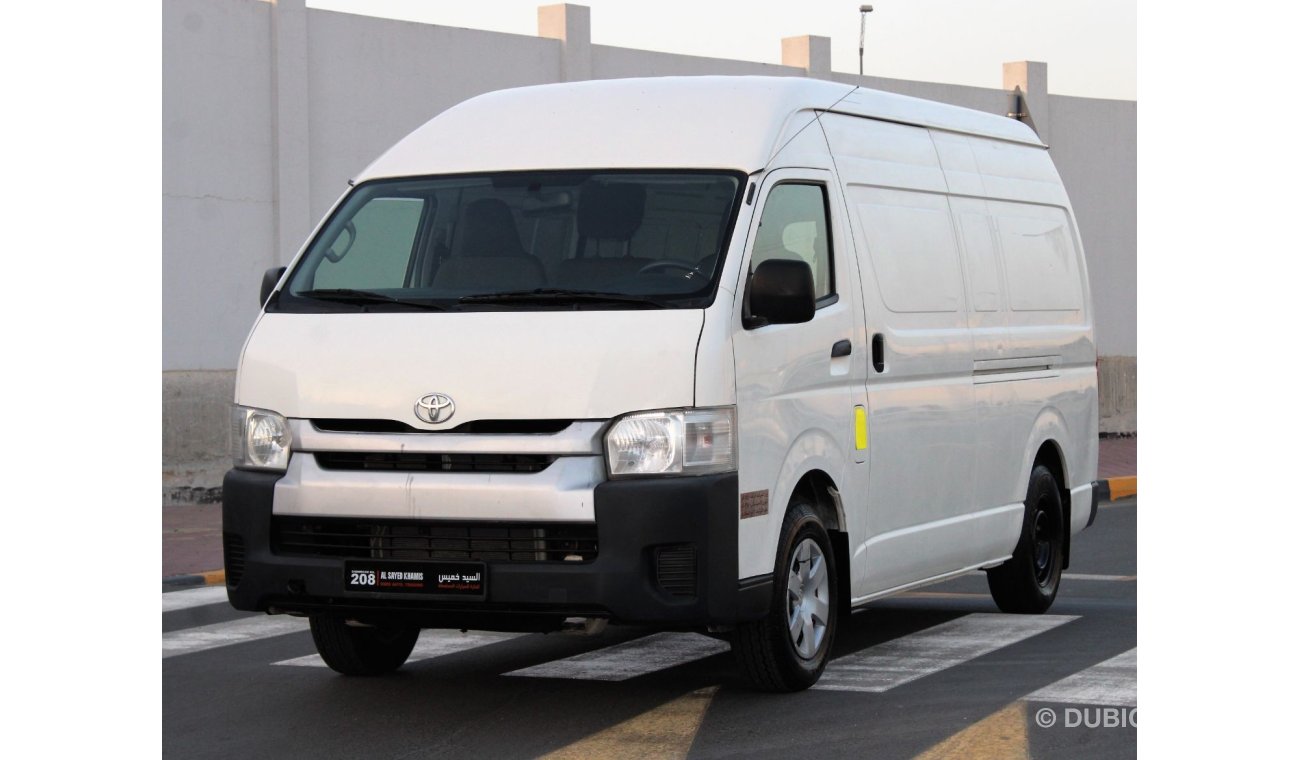 Toyota Hiace Toyota Hiace Van 2014 GCC in excellent condition without accidents, very clean from inside and outsi